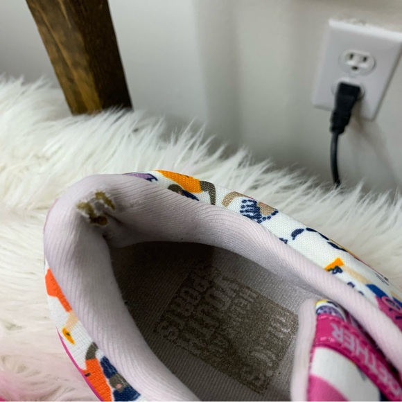 Brooks Women Empower Her Adrenaline GTS 21 Running Shoes Unity Together Sneakers - Picture 6 of 11